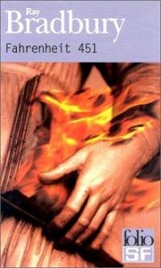 Couverture du Livre Fahrenheit 451 (French language) - Ray Bradbury